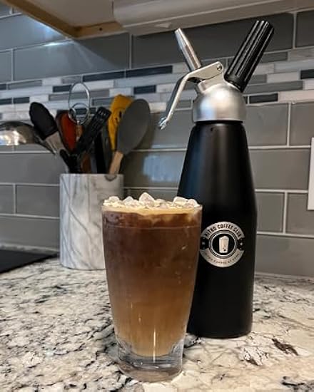 Nitro Kaffee Club Colombian Decaf Cold Brew Concentrate, Colombian Small Batch with 4 Food Grade Nitrogen Cartridges. 114706100