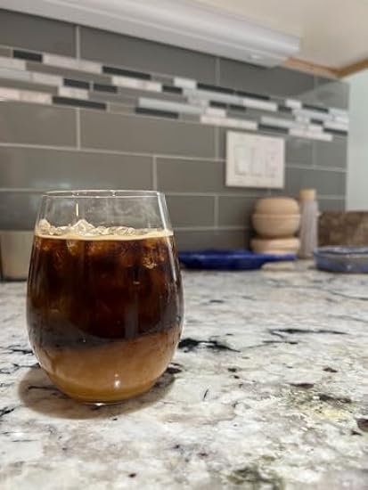Nitro Kaffee Club One Bottle Refill. One bottle of Columbian Blend Cold Brew Kaffee Concentrate & 4 Nitrogen Cartridges. Enough to make 16 servings of Nitro Cold Brew at home 221686457