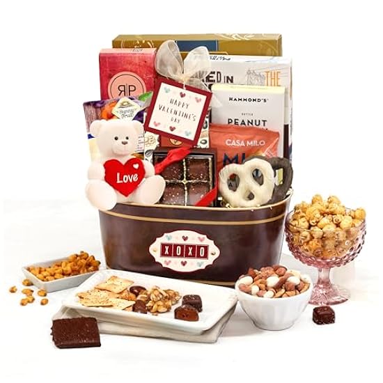 Broadway Basketeers Valentines Day Schokolade Gift Basket for Her, Him, Women, Men And Kids With Cookies, Snacks And Rot Heart Plush Teddy Bear 12005518